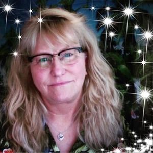 Meet your Posher, Juli